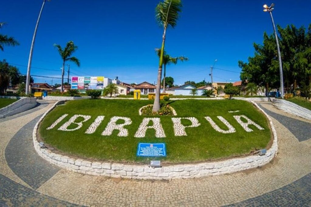 Prefeitura de Ibirapuã, na Bahia, abre inscrições para concurso público com salários de R$ 2.824