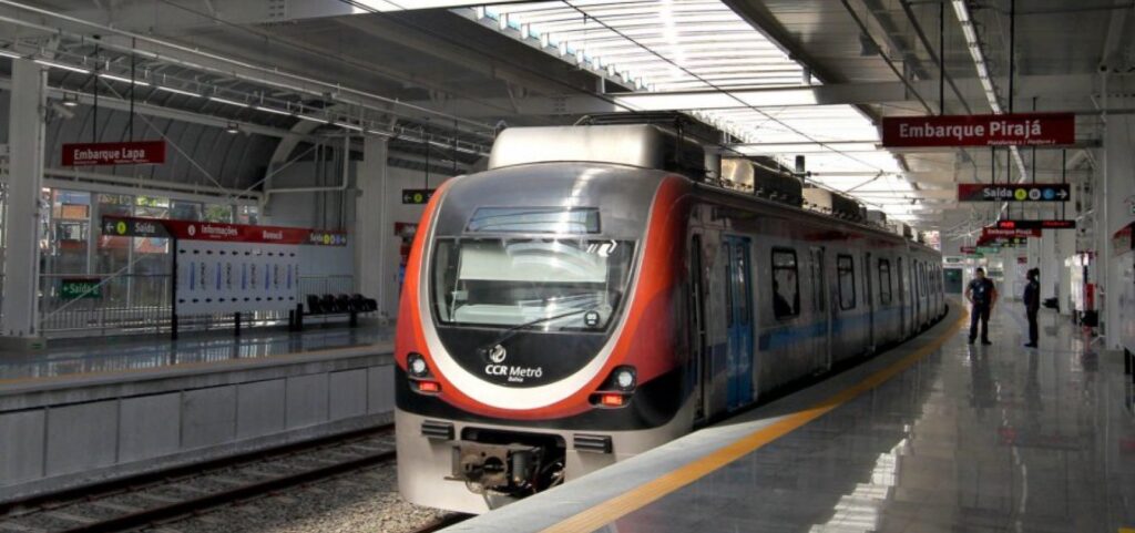 CCR anuncia vagas para operador de trem sem experiência necessária