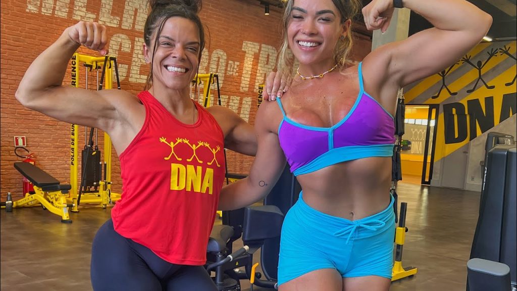 Carol Vaz, a "Fada do Bumbum", é demitida de academia após 20 anos